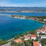 Fuer 5 Personen Ca- 68 M² In Silo- Adriakueste Kroatien - Kroatische Inseln By Interhome Appartement Šilo