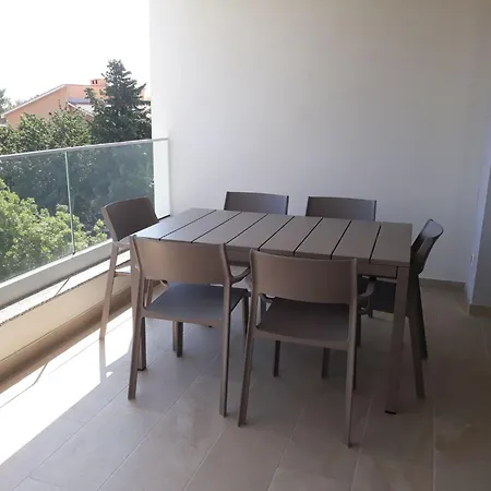 Fuer 5 Personen Ca- 68 M² In Silo- Adriakueste Kroatien - Kroatische Inseln By Interhome * 실로