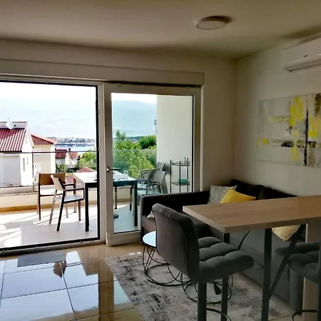 Fuer 5 Personen Ca- 68 M² In Silo- Adriakueste Kroatien - Kroatische Inseln By Interhome Апартаменты