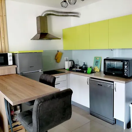 Fuer 5 Personen Ca- 68 M² In Silo- Adriakueste Kroatien - Kroatische Inseln By Interhome Апартаменты *
